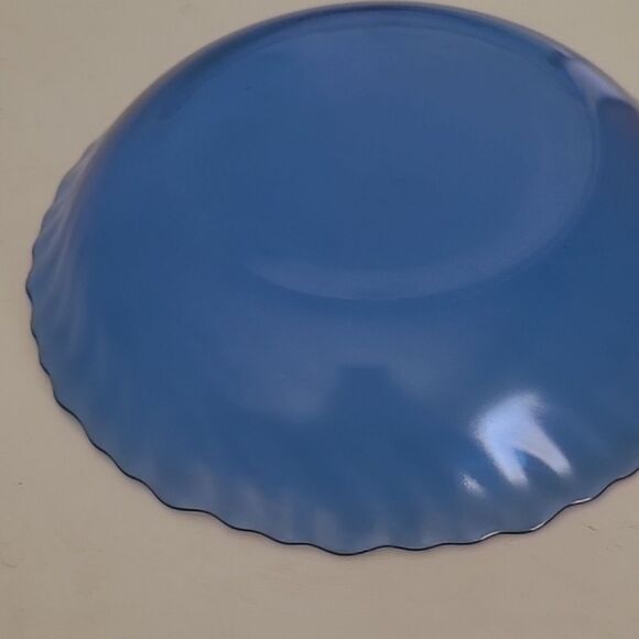 small Scalloped Blue Bowl - Picture 3 of 4